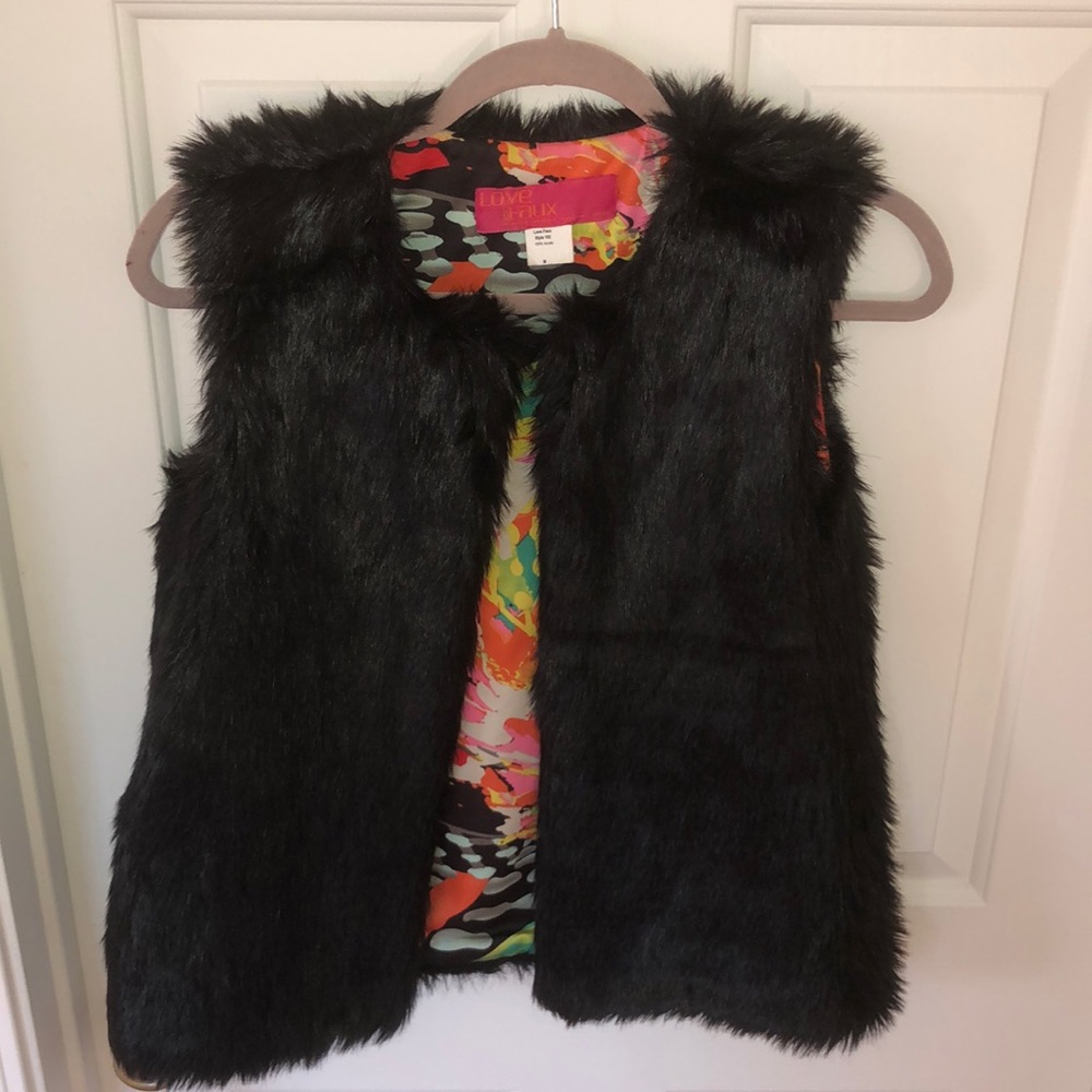 Black faux fur vest